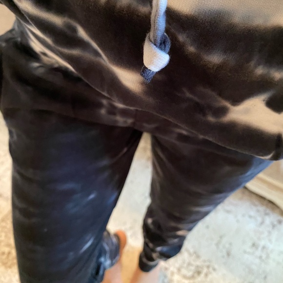 New🌺Super storm tie dye sweater - Picture 7 of 7